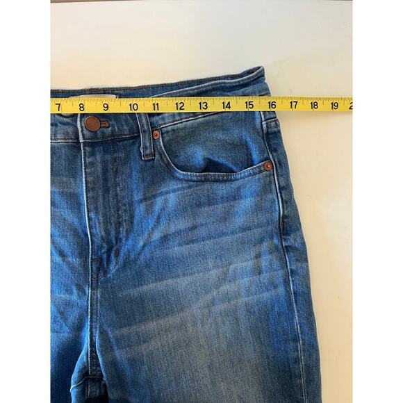 Madewell The High-Rise Slim Boyjean in Dover Wash: Raw-Hemmed Edition - Picture 9 of 12